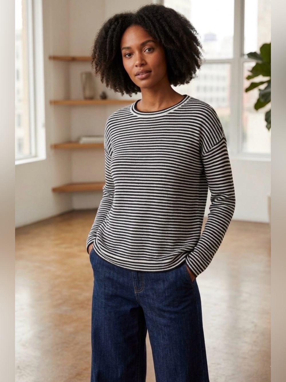 Loft black/cream striped dropped shoulder sweater w/elliptical hem. Size S.